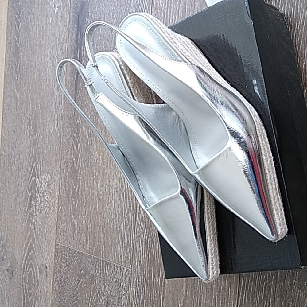 Wedges - Picture 4 of 4